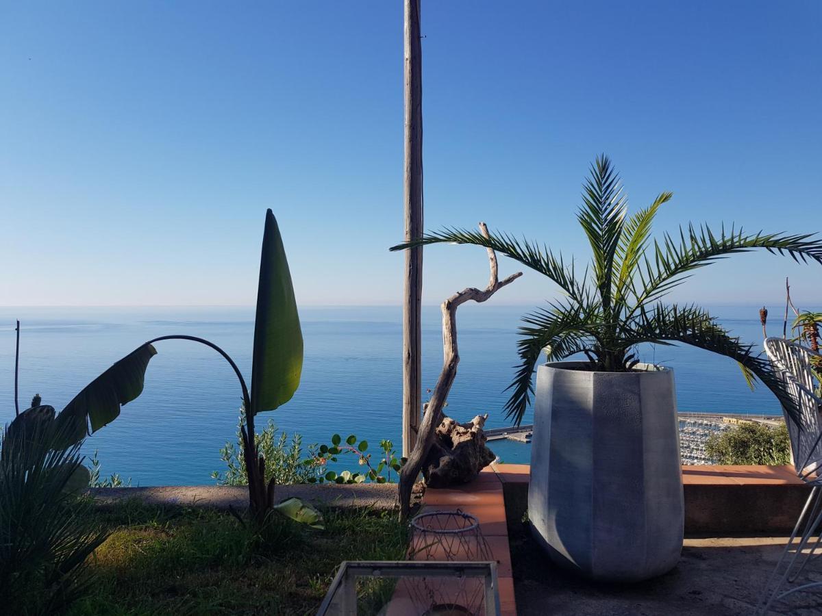 La Bouganvilla Charme & Relax Vista Mare Finale Ligure Zewnętrze zdjęcie