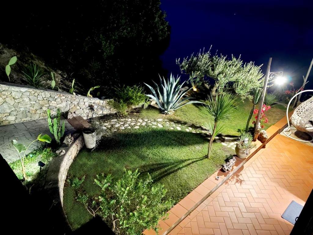 La Bouganvilla Charme & Relax Vista Mare Finale Ligure Zewnętrze zdjęcie