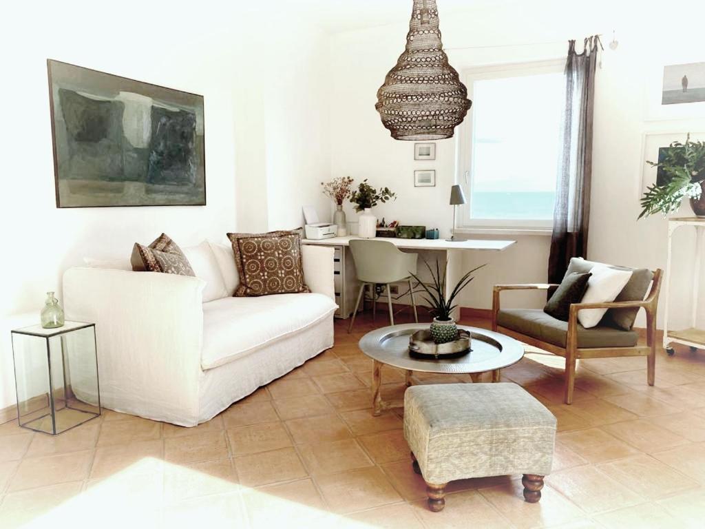 La Bouganvilla Charme & Relax Vista Mare Finale Ligure Zewnętrze zdjęcie